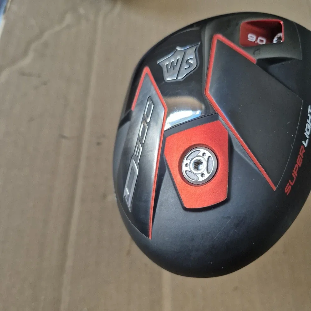 Wilson Staff D300 SUPERLIGHT Driver 9* / RH / Stiff Graphite ~46